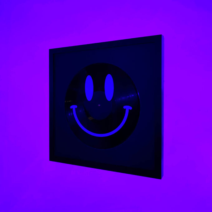 Reversible 12” Vinyl in UV Fluorescent Blue