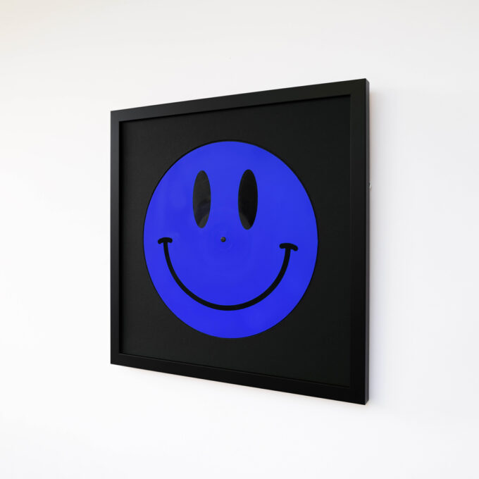 Reversible 12” Vinyl in UV Fluorescent Blue