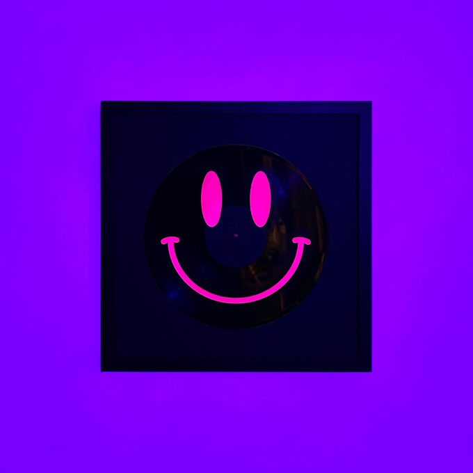 Reversible 12” Vinyl in UV Fluorescent Pink - Image 12